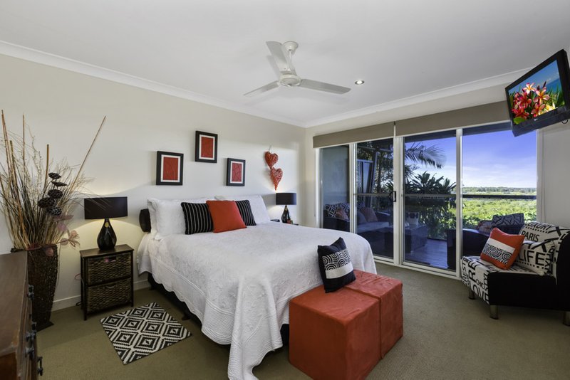 Photo - 7 / 9 Fairway Drive, Banora Point NSW 2486 - Image 9