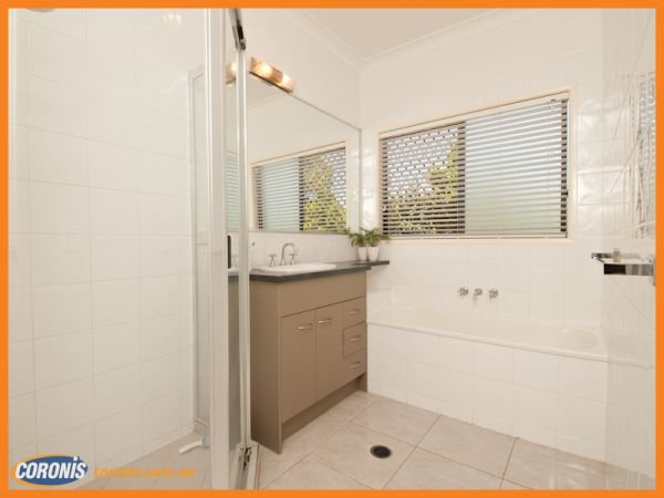 Photo - 7-9 Muscat Circuit, Morayfield QLD 4506 - Image 11