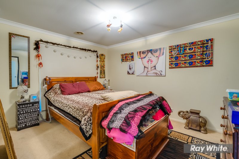 Photo - 7 Abbington Drive, Truganina VIC 3029 - Image 4