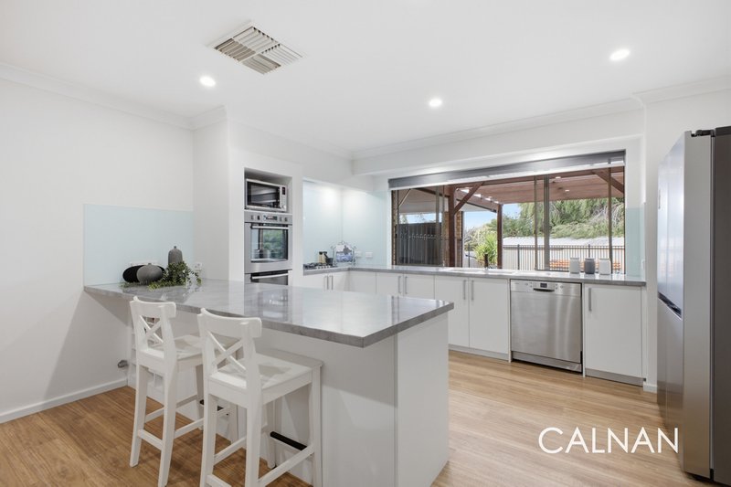 Photo - 7 Abbott Court, Leeming WA 6149 - Image 5