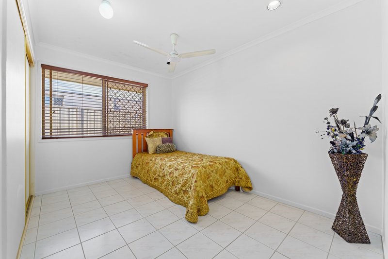 Photo - 7 Abelia Street, Alexandra Hills QLD 4161 - Image 11