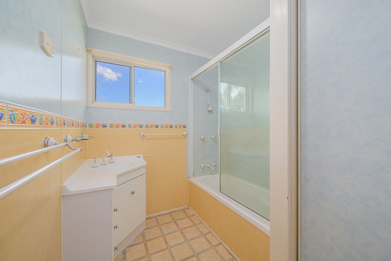 Photo - 7 Acacia Court, Kin Kora QLD 4680 - Image 8