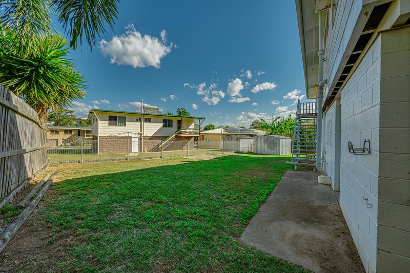 Photo - 7 Acacia Court, Kin Kora QLD 4680 - Image 11