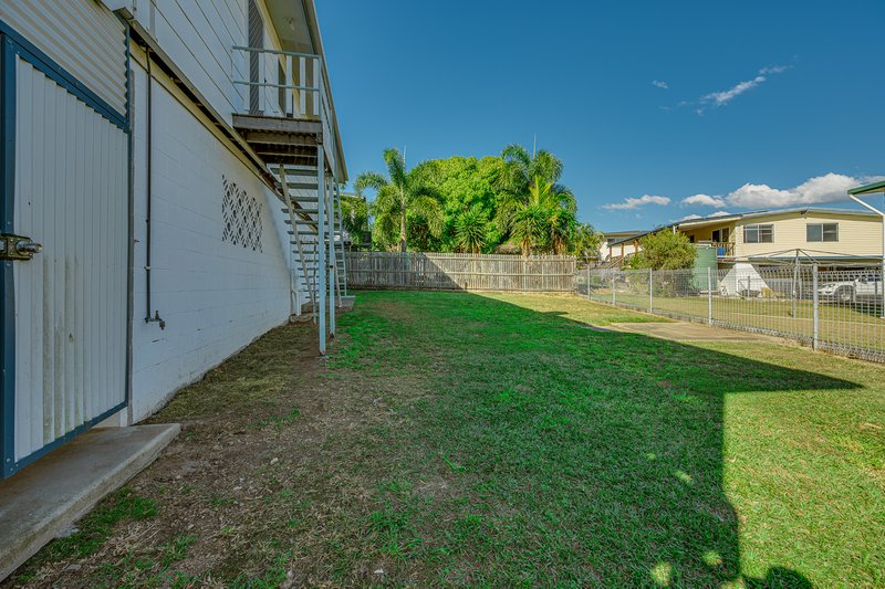 Photo - 7 Acacia Court, Kin Kora QLD 4680 - Image 14