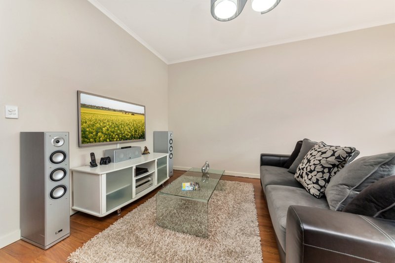 Photo - 7 Adamson Street, Blakeview SA 5114 - Image 3