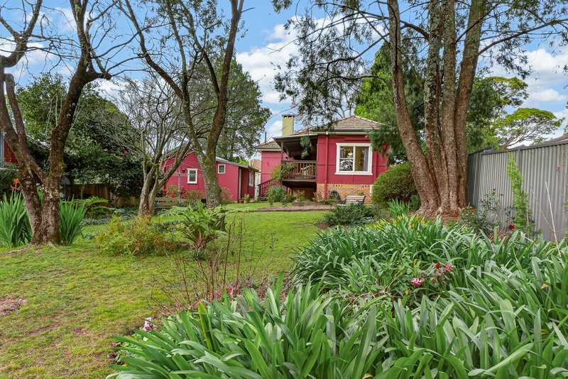 Photo - 7 Addington Road, Hazelbrook NSW 2779 - Image 11