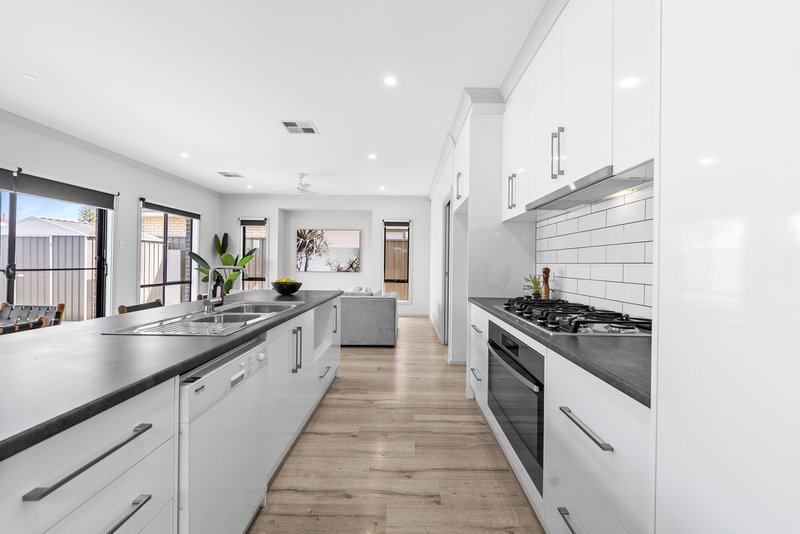 Photo - 7 Agius Court, Largs North SA 5016 - Image 5