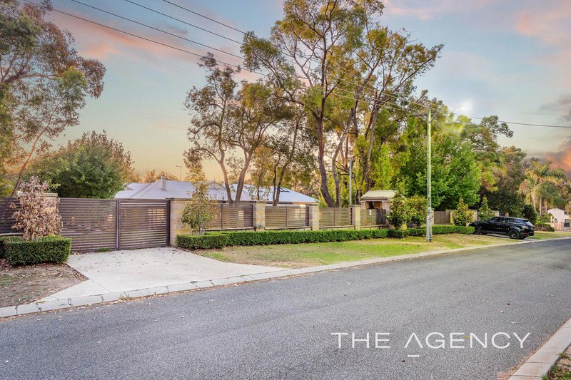 Photo - 7 Agonis Place, Wanneroo WA 6065 - Image 3