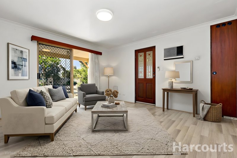 Photo - 7 Albermarle Close, Coodanup WA 6210 - Image 2