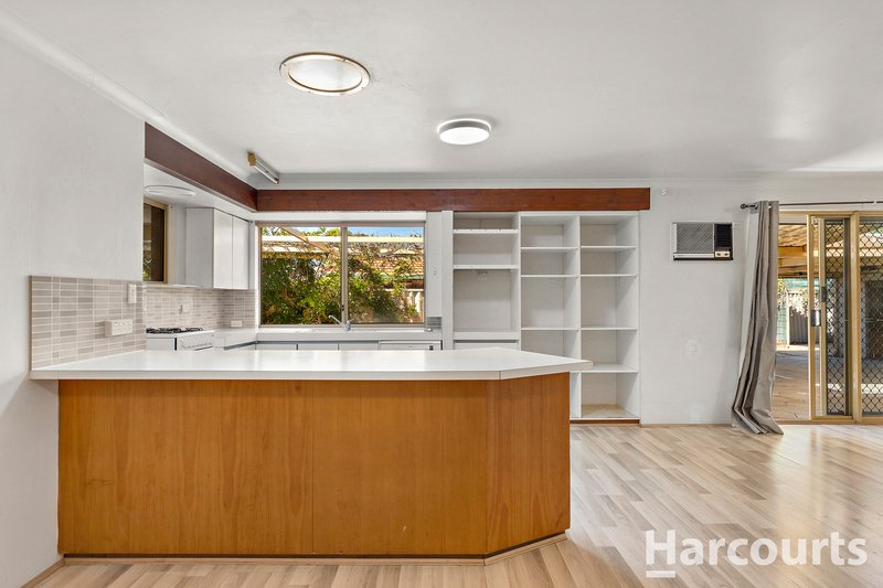 Photo - 7 Albermarle Close, Coodanup WA 6210 - Image 4