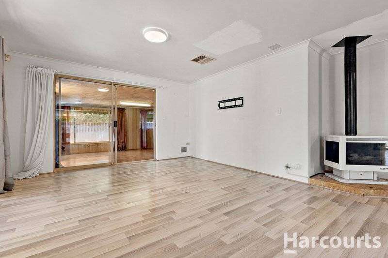 Photo - 7 Albermarle Close, Coodanup WA 6210 - Image 7