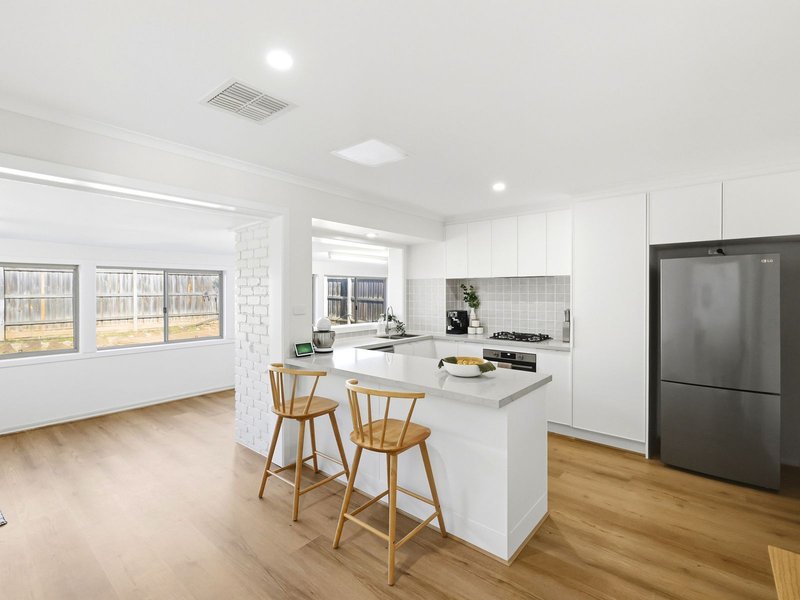 Photo - 7 Albert Street, Darley VIC 3340 - Image 2