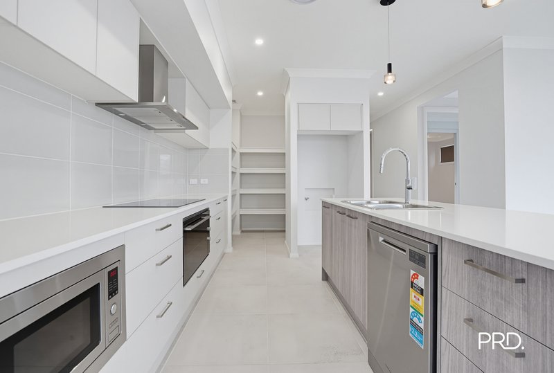 Photo - 7 Albert Street, Oran Park NSW 2570 - Image 2