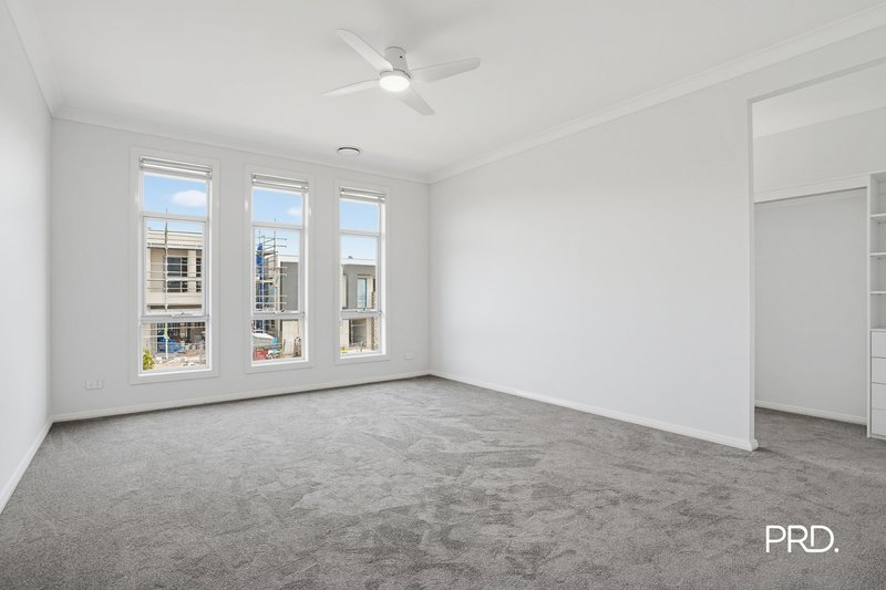 Photo - 7 Albert Street, Oran Park NSW 2570 - Image 4
