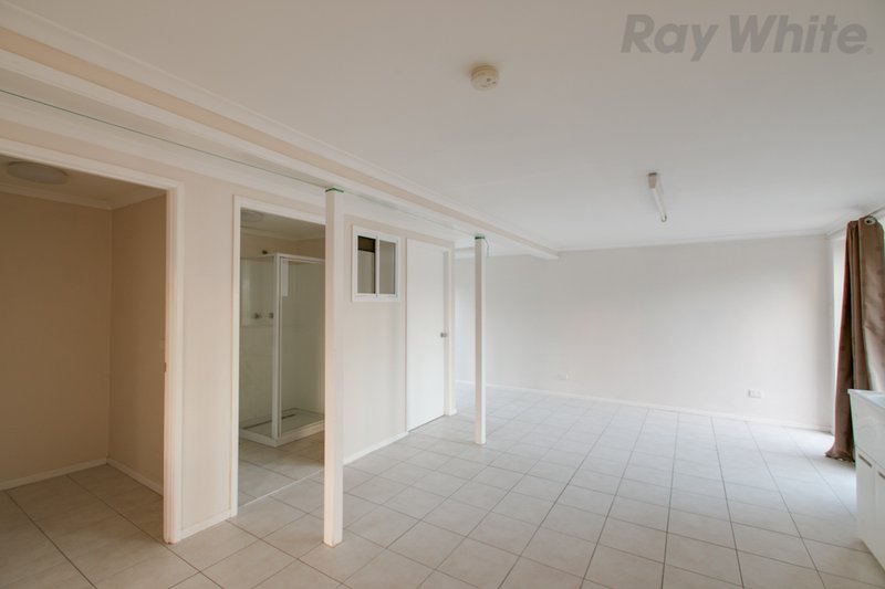 Photo - 7 Albion Street, Brassall QLD 4305 - Image 23