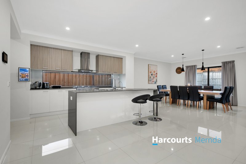 Photo - 7 Albury Avenue, Donnybrook VIC 3064 - Image 3