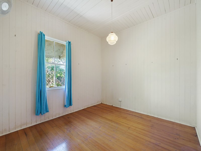 Photo - 7 Alexandra Street, Toogoolawah QLD 4313 - Image 9