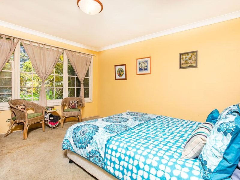 Photo - 7 Almeria Avenue, Baulkham Hills NSW 2153 - Image 8