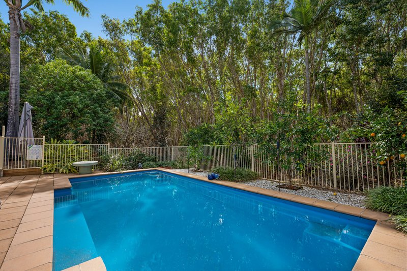 Photo - 7 Almond Court, Bushland Beach QLD 4818 - Image 2