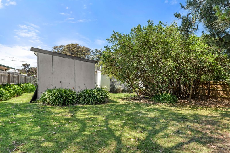 Photo - 7 Alvina Crescent, Surf Beach VIC 3922 - Image 6