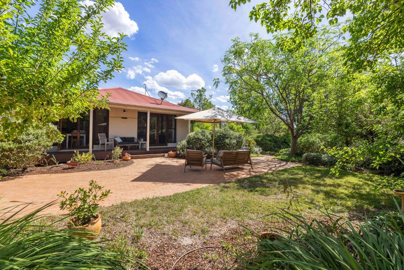 Photo - 7 Ambleside Avenue, Murrumbateman NSW 2582 - Image 7