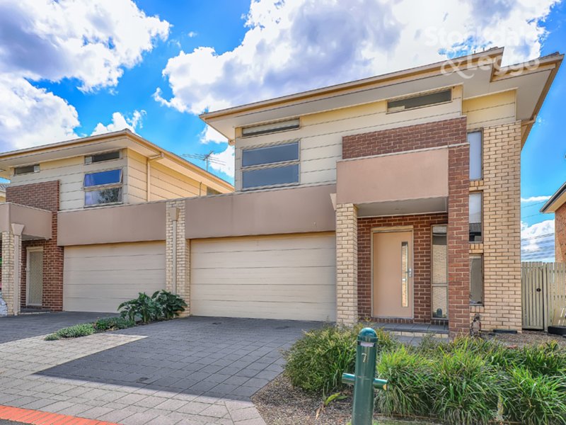 Photo - 7 Amphion Street, Epping VIC 3076 - Image 1