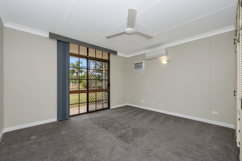 Photo - 7 Andalusian Place, Black River QLD 4818 - Image 6