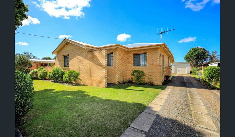 Photo - 7 Anderson Street, Avenell Heights QLD 4670 - Image 1