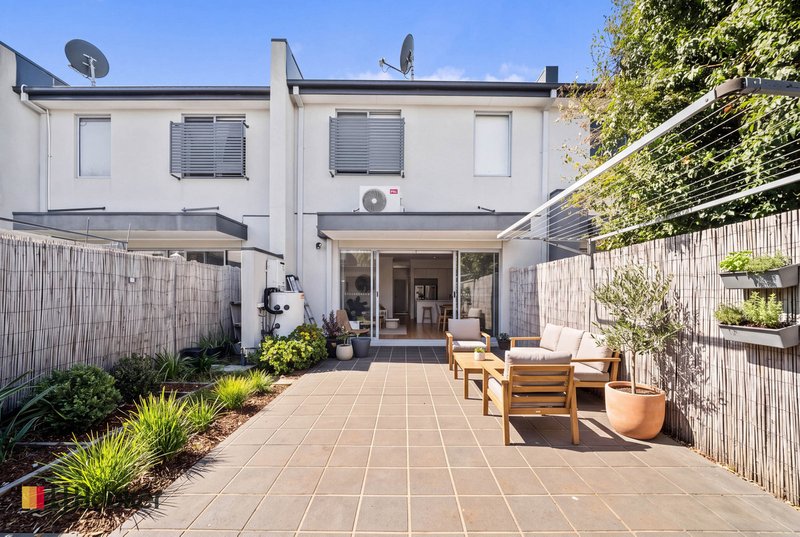 Photo - 7 Angeline Way, Craigieburn VIC 3064 - Image 12
