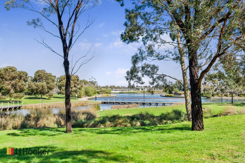 Photo - 7 Angeline Way, Craigieburn VIC 3064 - Image 16