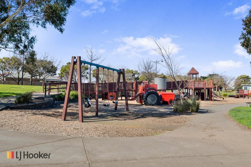 Photo - 7 Angeline Way, Craigieburn VIC 3064 - Image 17