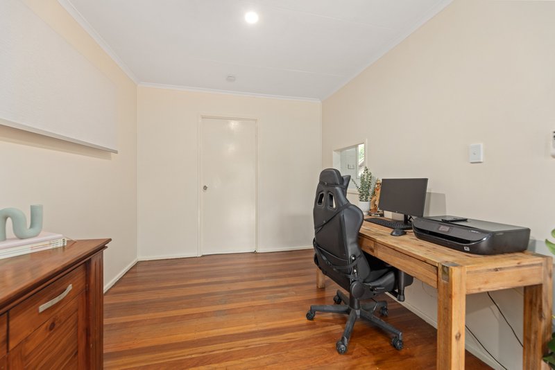 Photo - 7 Ann Street, Kallangur QLD 4503 - Image 9