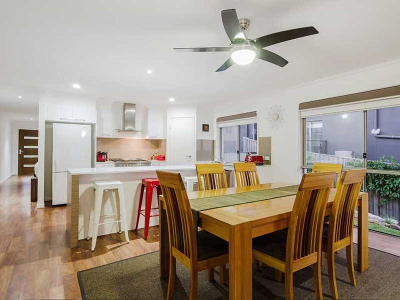 Photo - 7 Annabelle Crescent, Upper Coomera QLD 4209 - Image 8