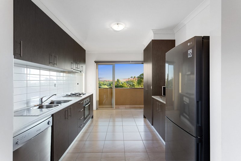 Photo - 7 Annecy Lane, Pakenham VIC 3810 - Image 4