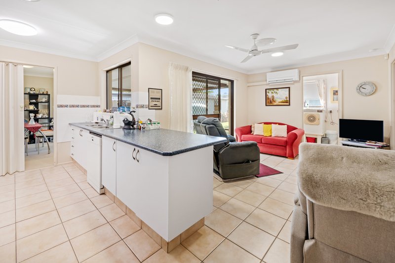 Photo - 7 Anthony Drive, Burleigh Waters QLD 4220 - Image 7