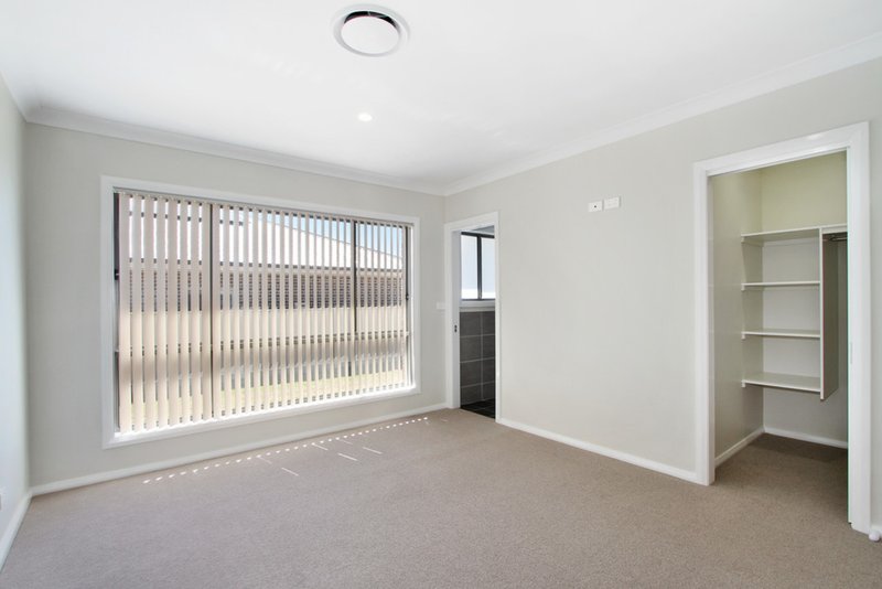 Photo - 7 Appaloosa Place, Tamworth NSW 2340 - Image 5