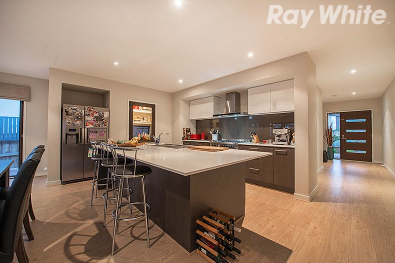 Photo - 7 Appletree Rise, Botanic Ridge VIC 3977 - Image 3