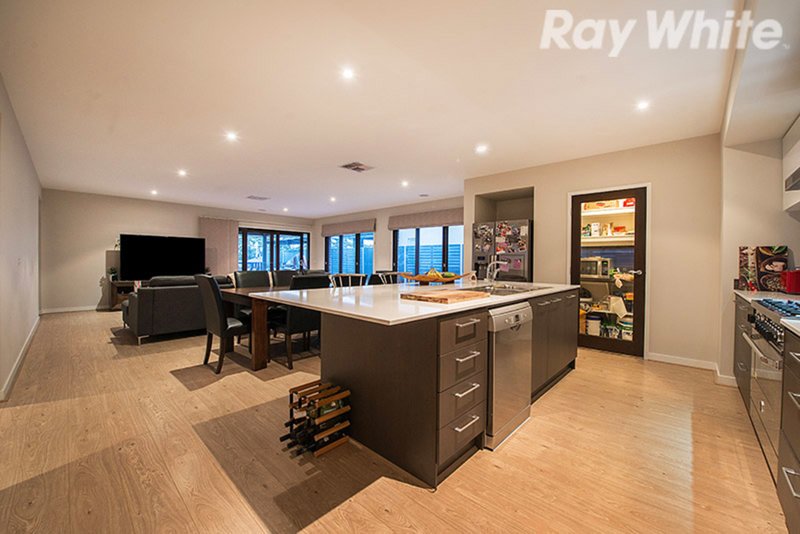 Photo - 7 Appletree Rise, Botanic Ridge VIC 3977 - Image 5