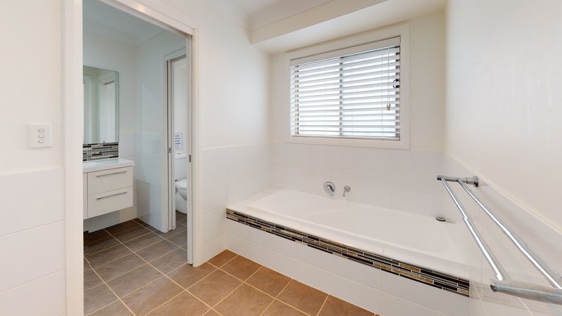 Photo - 7 Aquarius Court, Dubbo NSW 2830 - Image 10