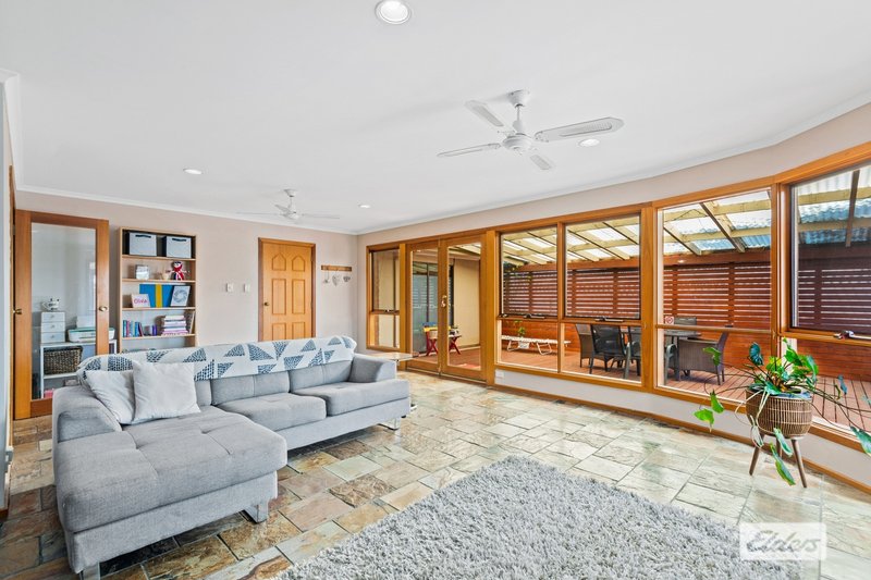 Photo - 7 Arachne Drive, Hallett Cove SA 5158 - Image 3