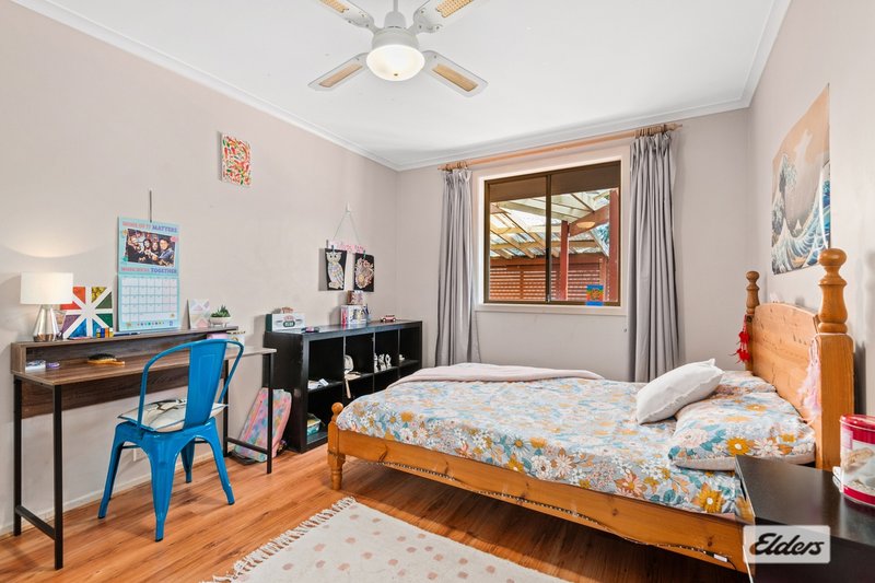 Photo - 7 Arachne Drive, Hallett Cove SA 5158 - Image 14