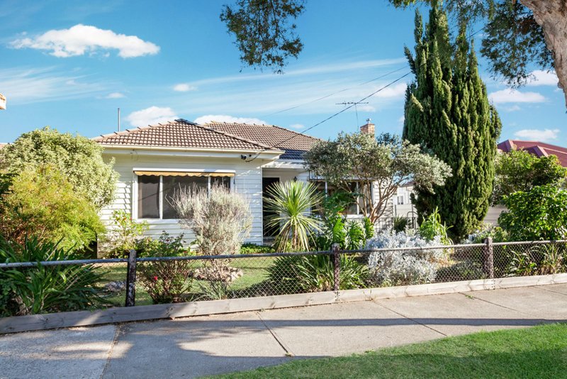 7 Arbor Avenue, Reservoir VIC 3073