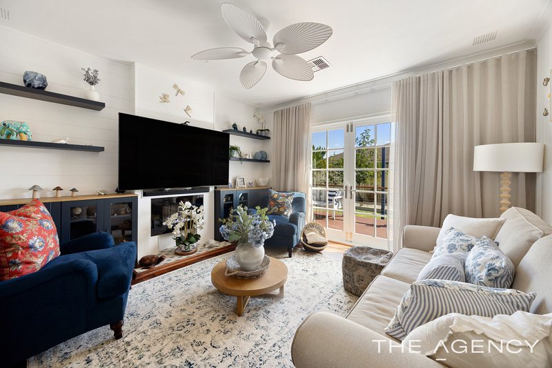 Photo - 7 Arthur Road, Safety Bay WA 6169 - Image 2