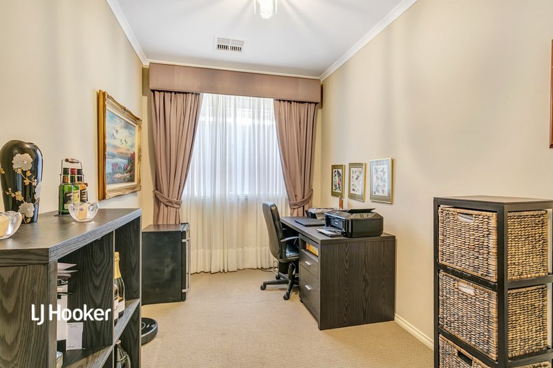 Photo - 7 Ascot Circuit, Golden Grove SA 5125 - Image 14