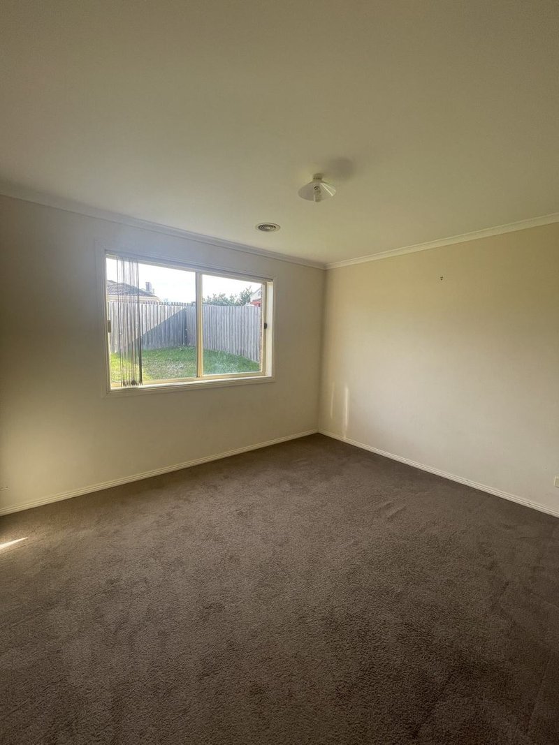 Photo - 7 Ashmore Avenue, Narre Warren South VIC 3805 - Image 22