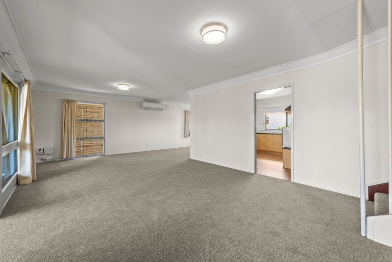 Photo - 7 Aspleybank Street, Aspley QLD 4034 - Image 7