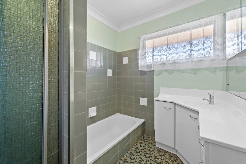 Photo - 7 Aspleybank Street, Aspley QLD 4034 - Image 8