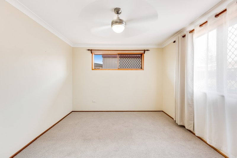 Photo - 7 Aster Street, Centenary Heights QLD 4350 - Image 6