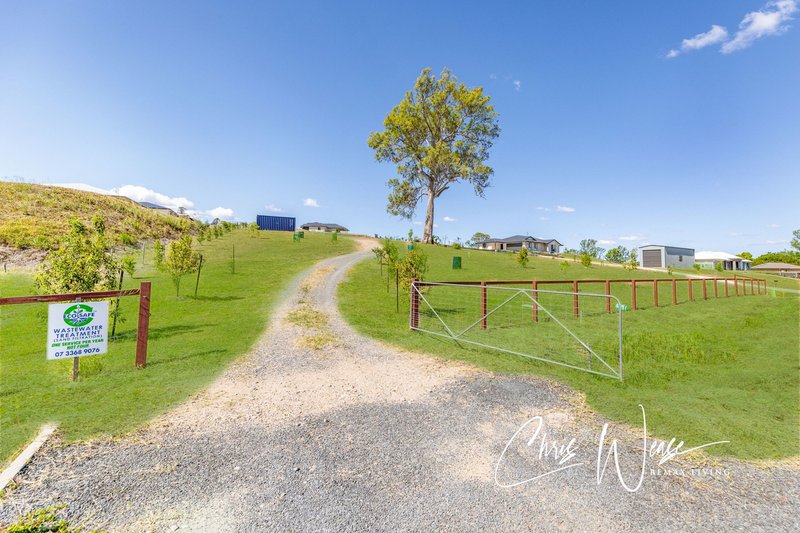 Photo - 7 Atherton Place, Kilcoy QLD 4515 - Image 4