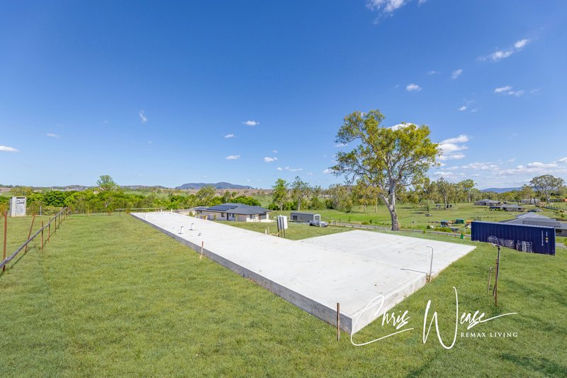 Photo - 7 Atherton Place, Kilcoy QLD 4515 - Image 9